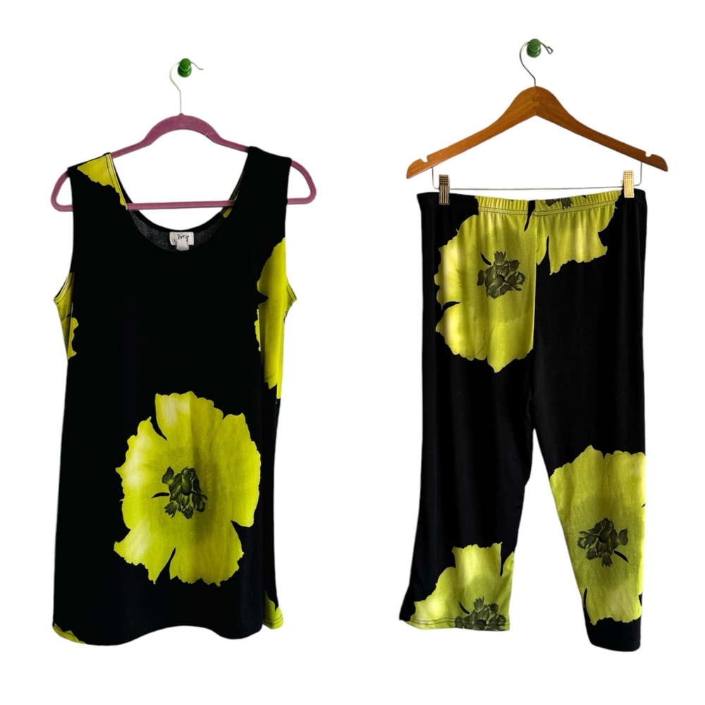 Jostar Floral Slinky Stretch Set Tank Top And Capri Pants XL